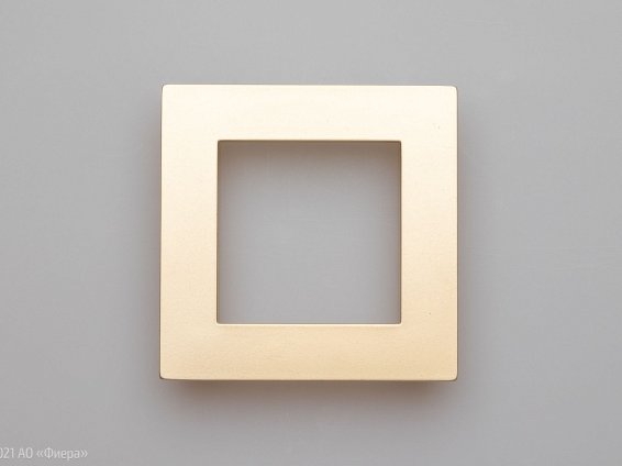 WMN300 ручка-кнопка 64 мм квадрат 90 мм латунь galver