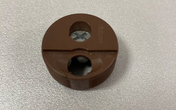 Корпусная стяжка под пресс, коричневая, 20 штук